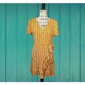 Striped_Yellow_White_Dress